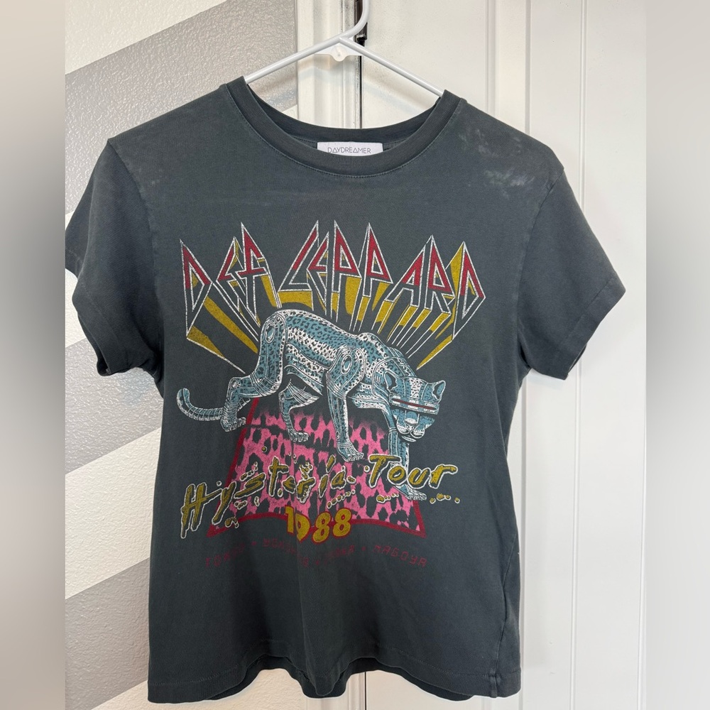 Daydreamer Black Def Leppard Short Sleeve Tee